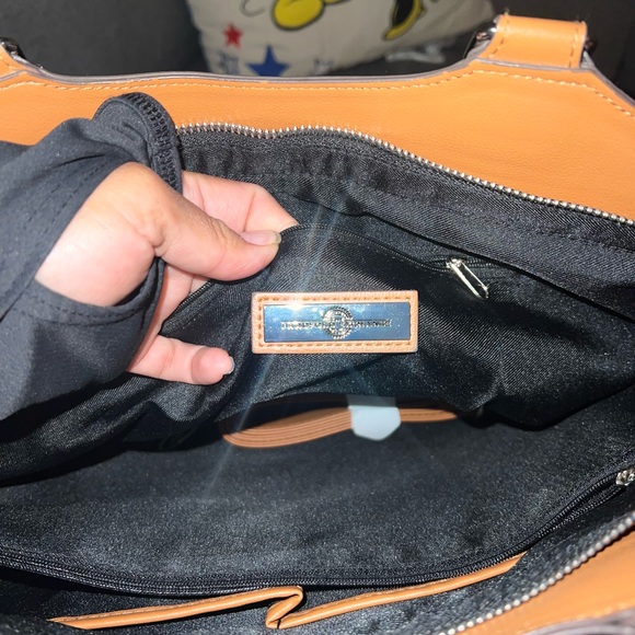 Bradford exchange disney purse - Picture 3 of 6